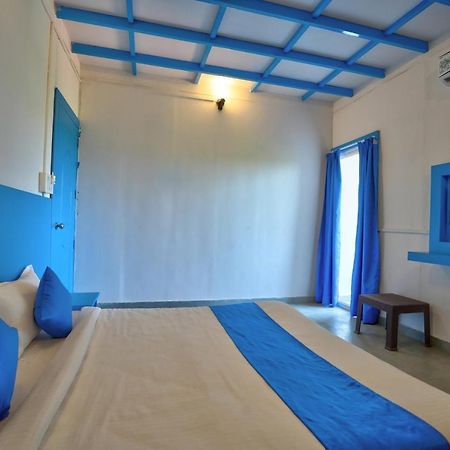 Mandrem Retreat Beach Resort Oud Goa Buitenkant foto