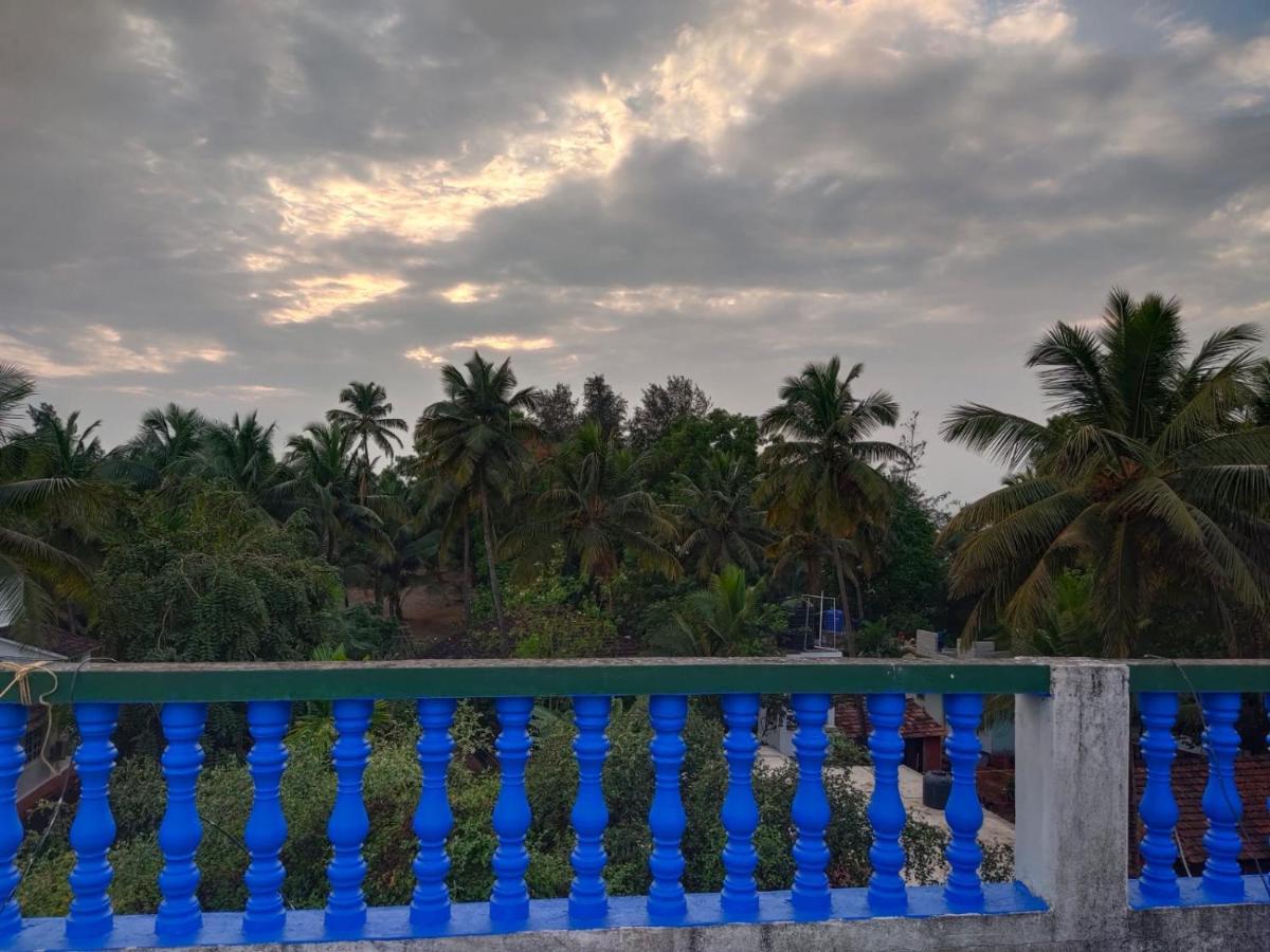 Mandrem Retreat Beach Resort Oud Goa Buitenkant foto
