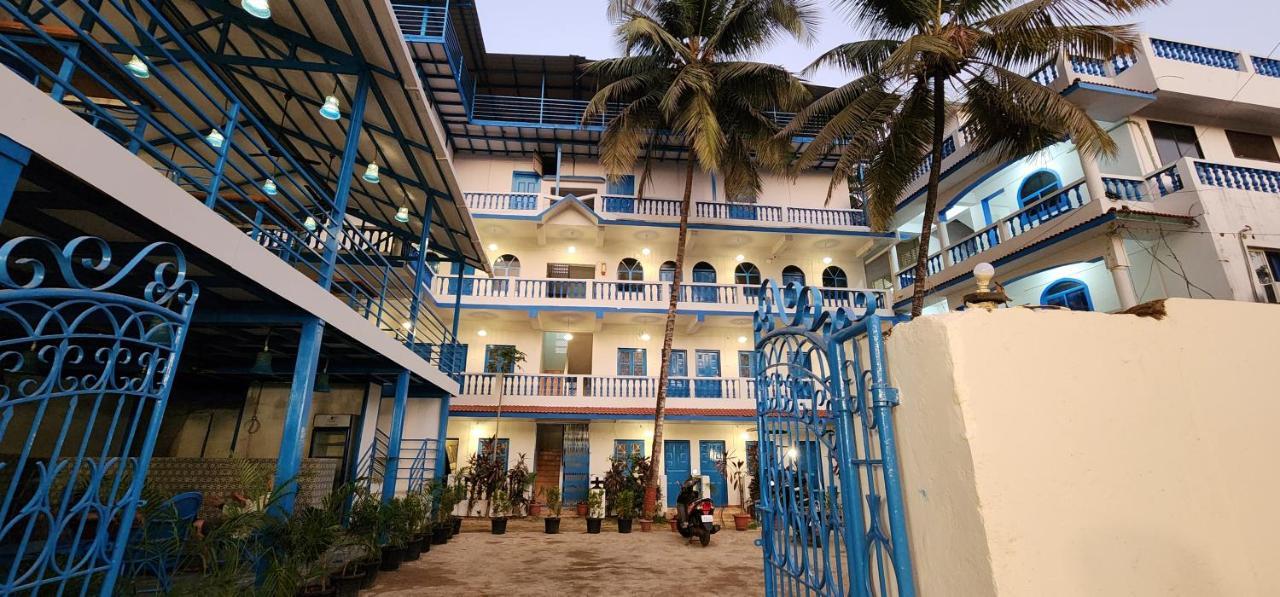Mandrem Retreat Beach Resort Oud Goa Buitenkant foto