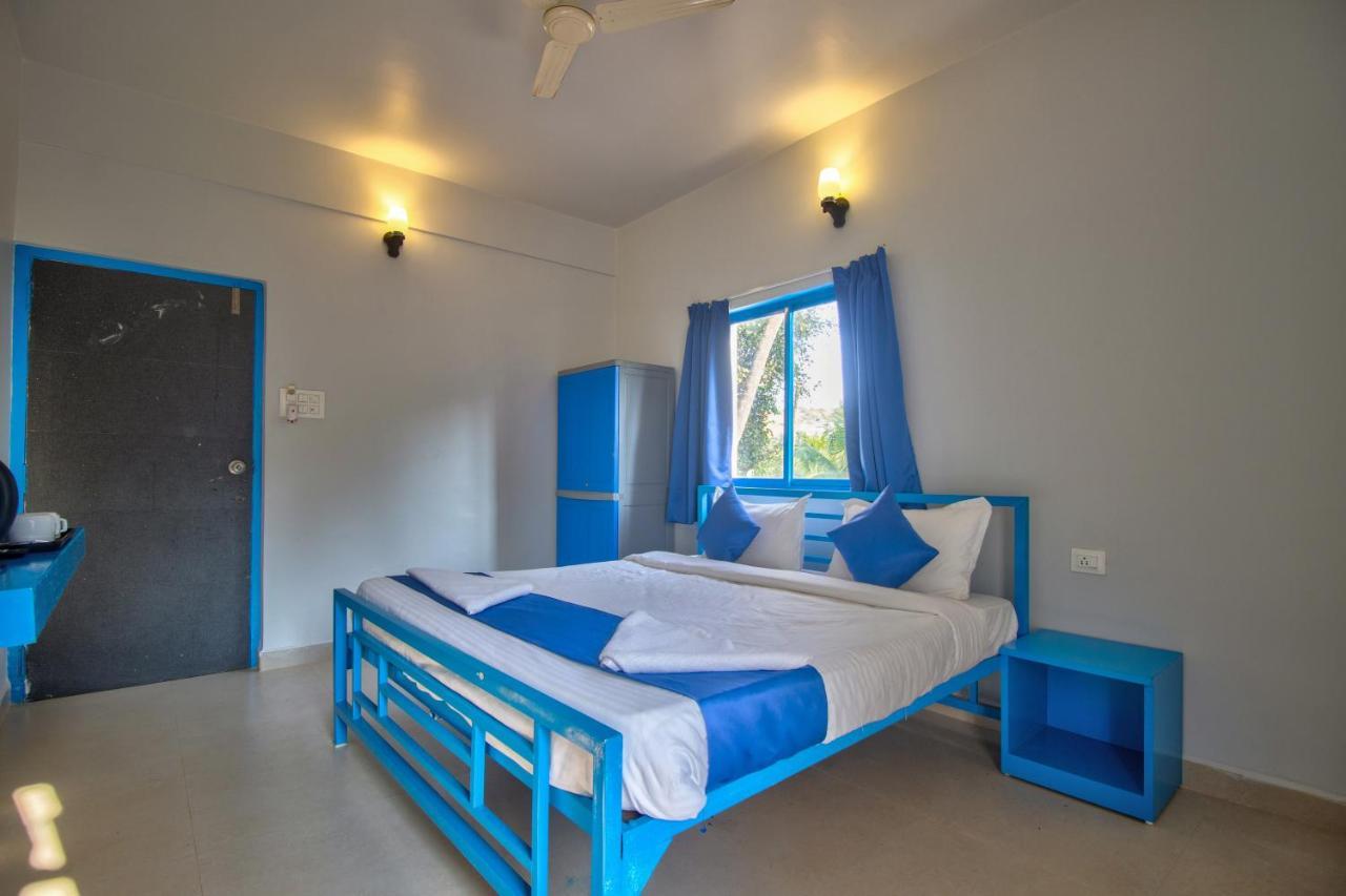 Mandrem Retreat Beach Resort Oud Goa Buitenkant foto