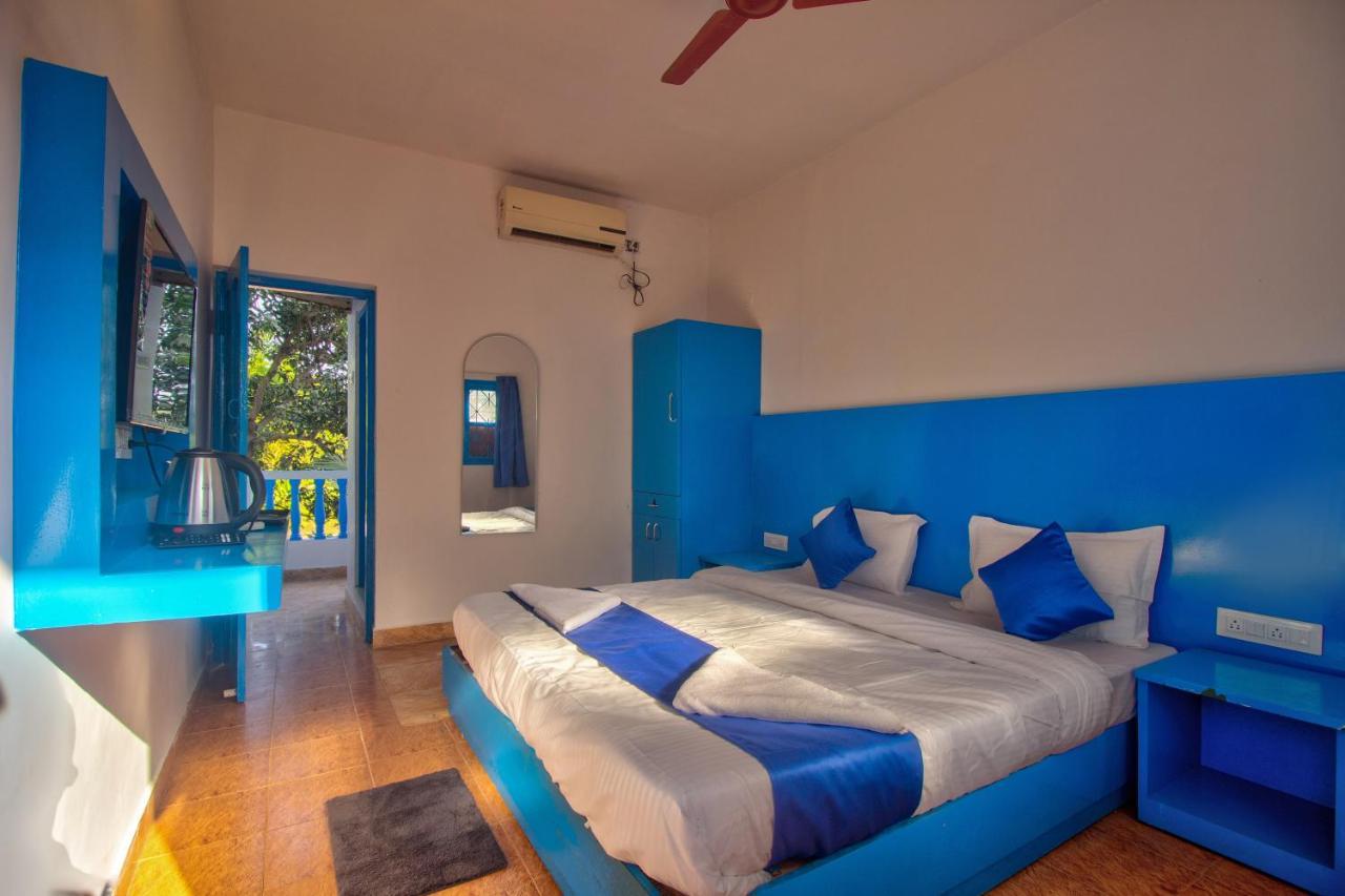 Mandrem Retreat Beach Resort Oud Goa Buitenkant foto