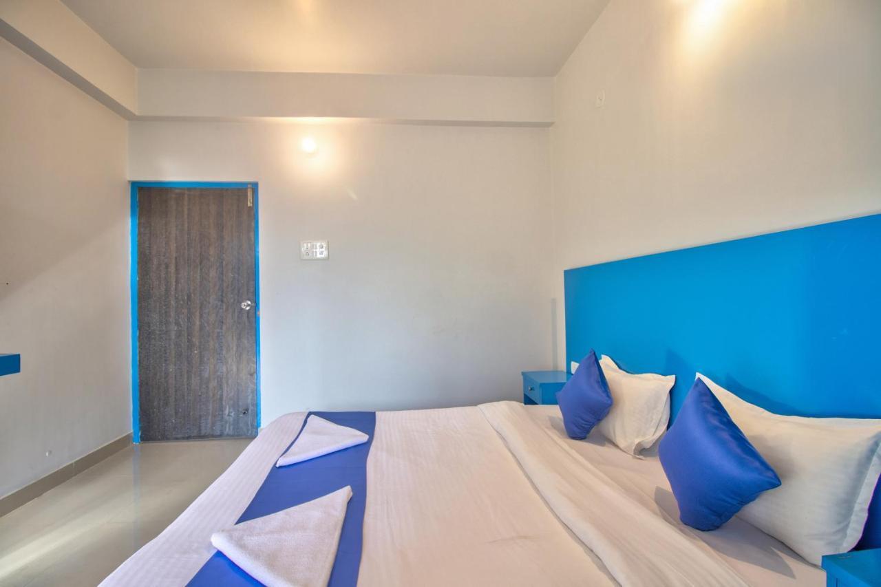 Mandrem Retreat Beach Resort Oud Goa Buitenkant foto