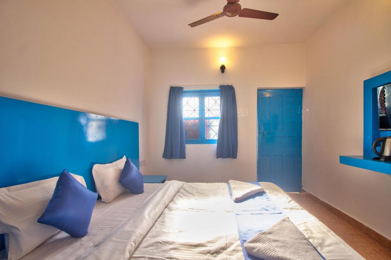 Mandrem Retreat Beach Resort Oud Goa Buitenkant foto
